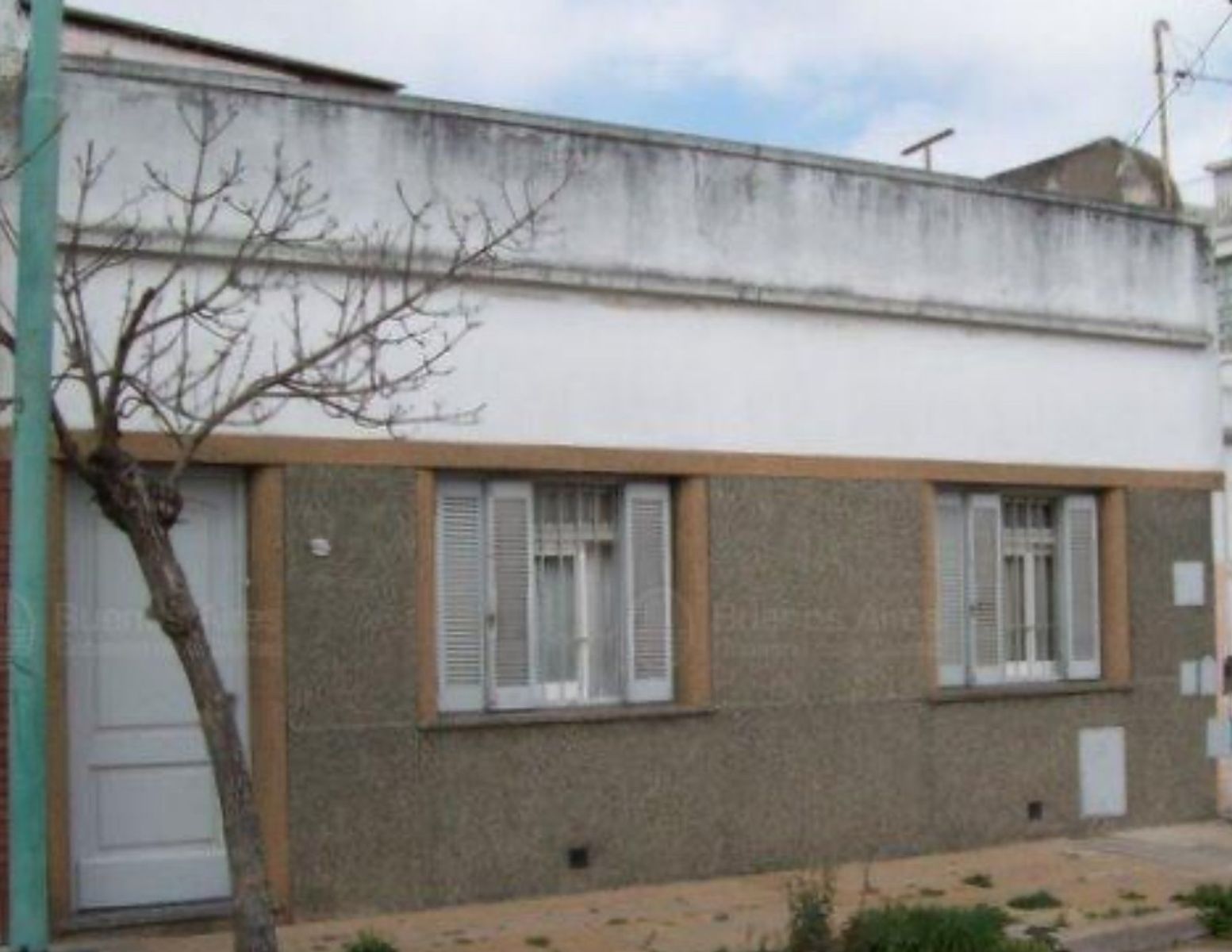 VENTA DE CASA EN MONTE CASTRO