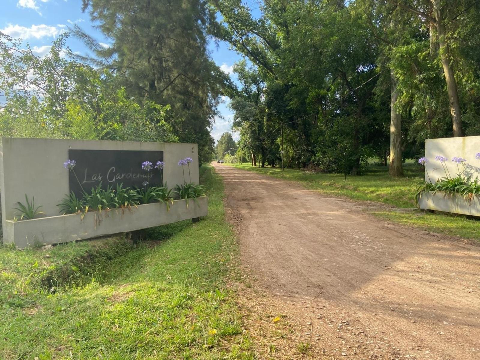 VENTA DE TERRENO EN LAS GARDENIAS-PETIÓN — foto 2