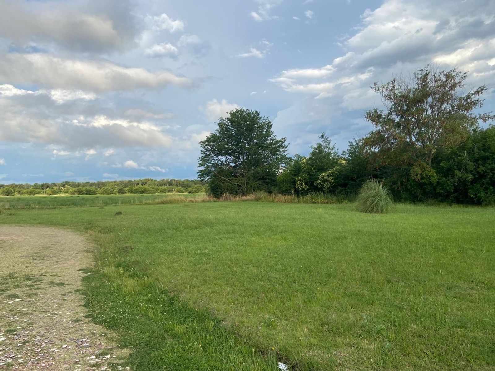 VENTA DE TERRENO EN LAS GARDENIAS-PETIÓN — foto 6