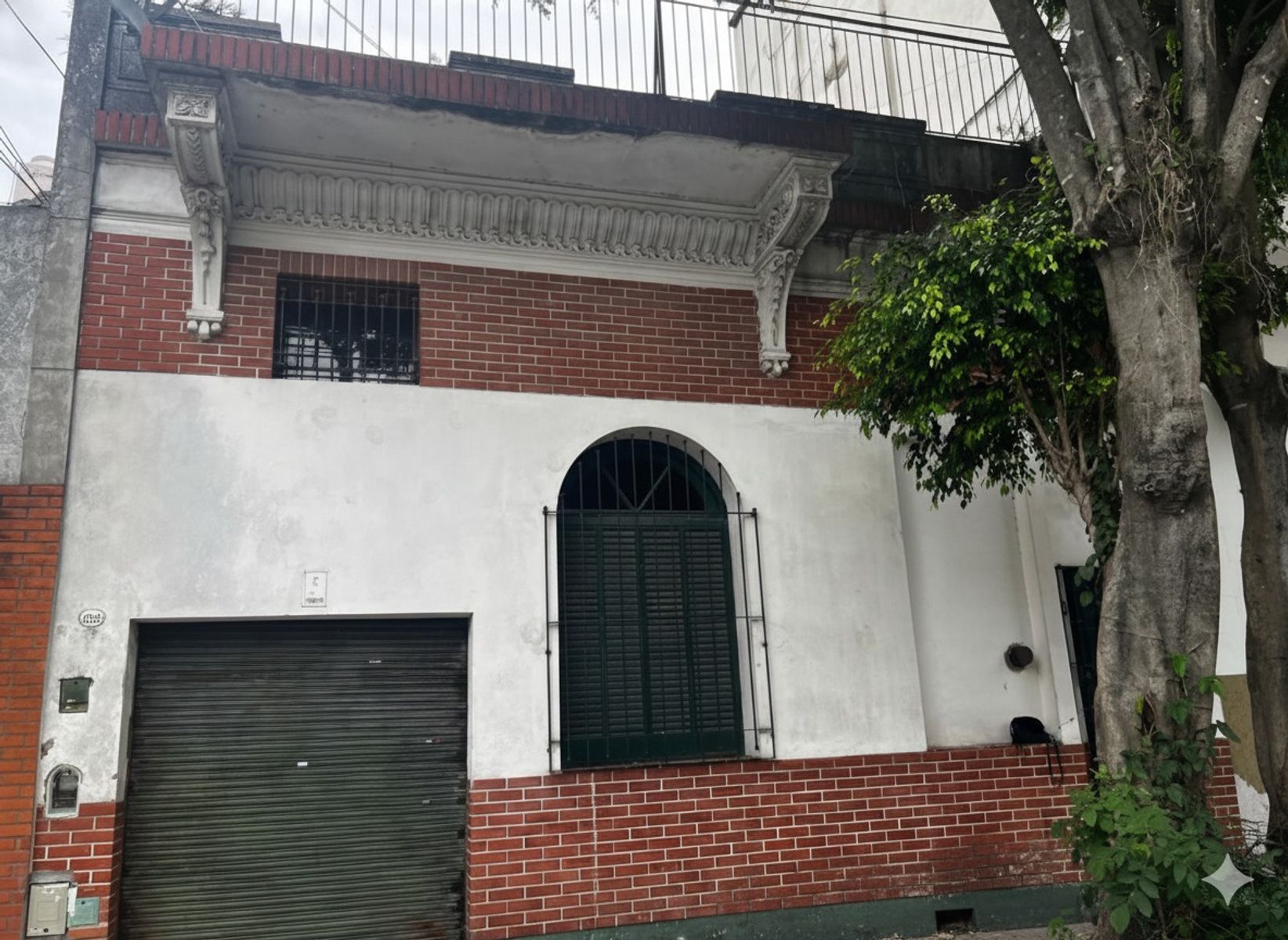 Venta Casa 4 Ambientes -A Reciclar - Con Cochera — foto 2