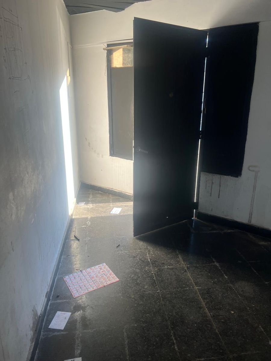 Venta Casa A Reciclar 5 Ambientes en Boedo — foto 4