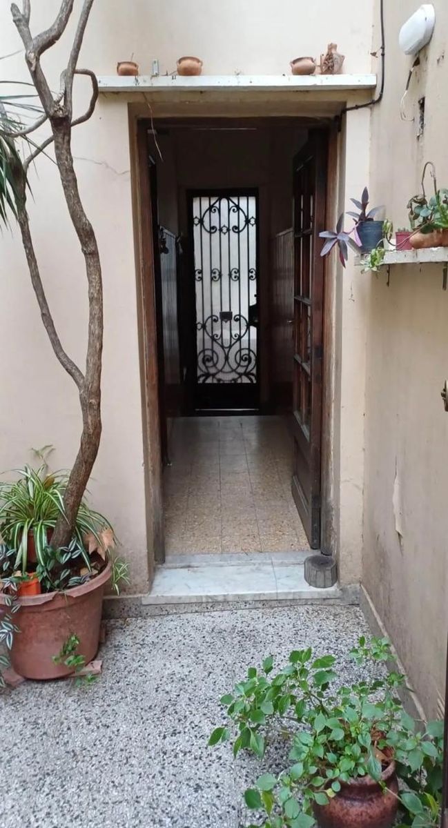 Venta de Casa 6 Ambientes en Boedo — foto 2