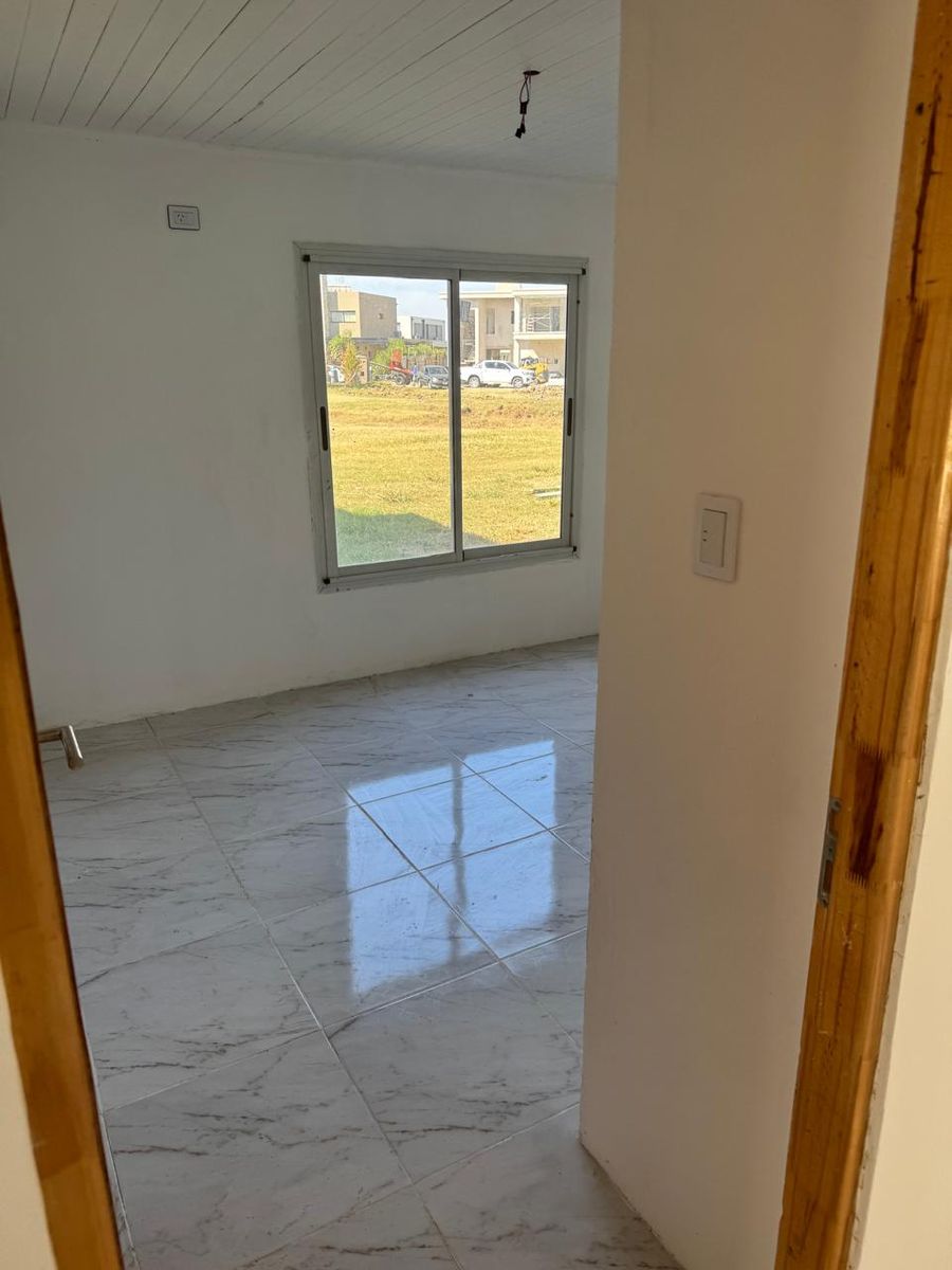 ALQUILER DE CASA EN LAGOS DE CANNING - 12