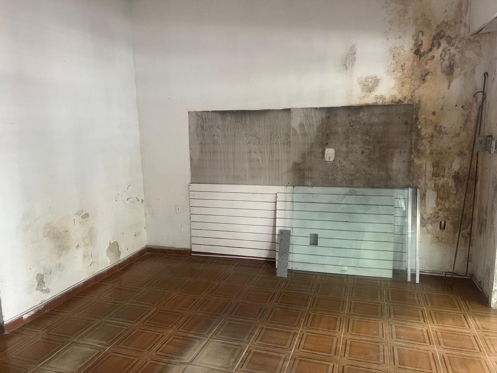 Venta Local Comercial con Vivienda a reciclar - 3
