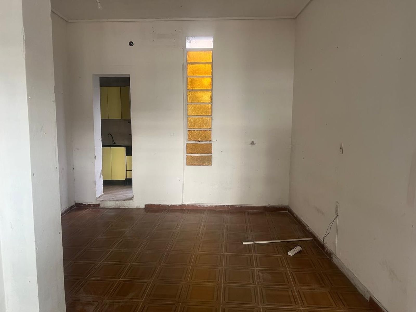 Venta Local Comercial con Vivienda a reciclar - 4