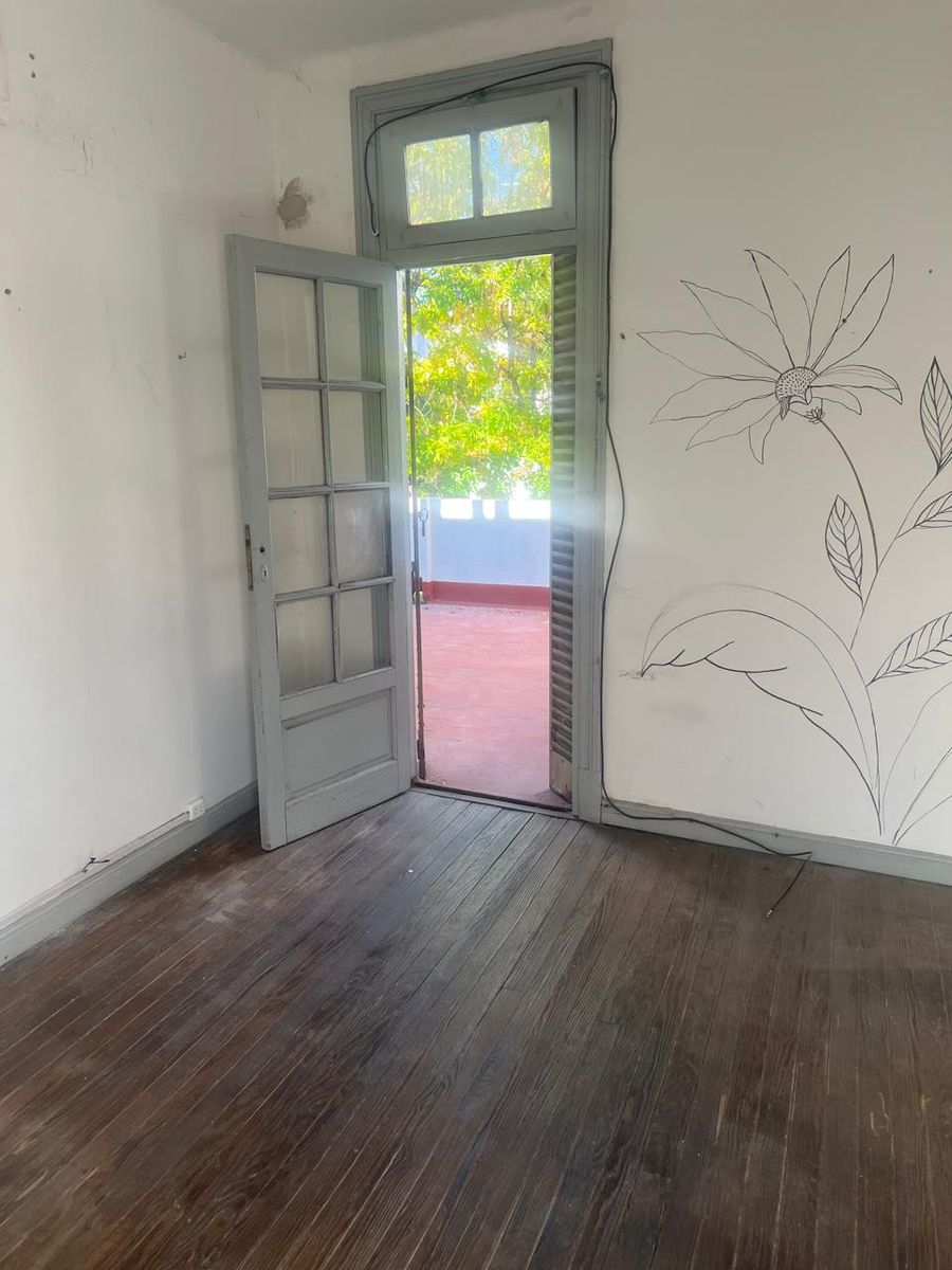 Venta Local Comercial con Vivienda a reciclar - 13