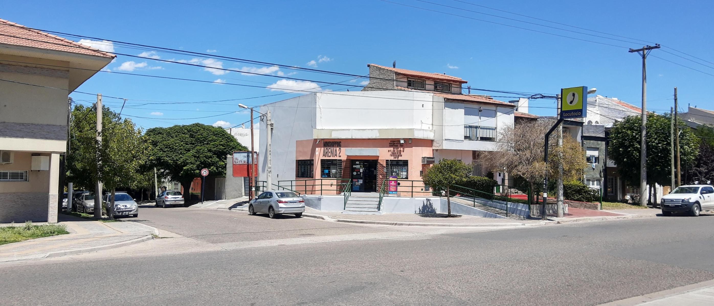 Local de uso comercial en Venta - 7