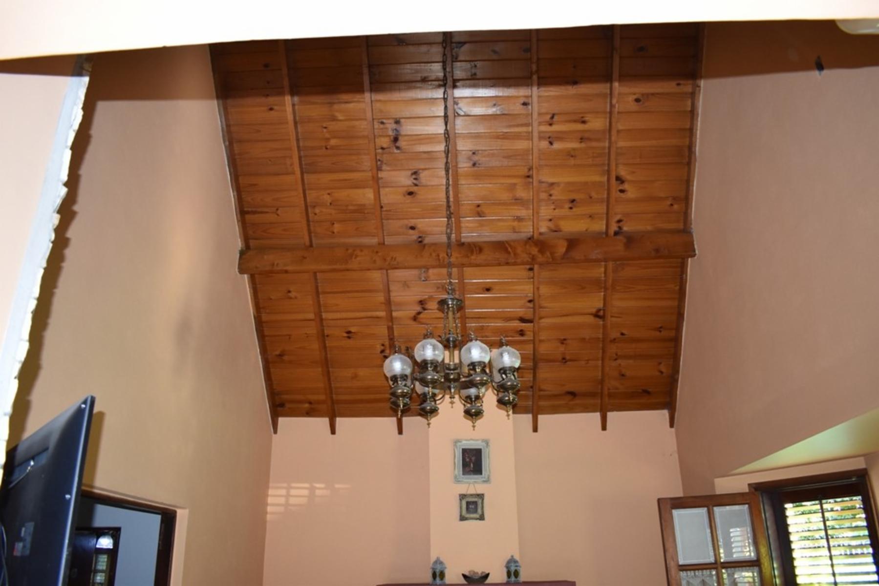Chalet 4 Ambientes, Lote más de 1000 m2, piscina, quincho. Apto crédito — foto 3