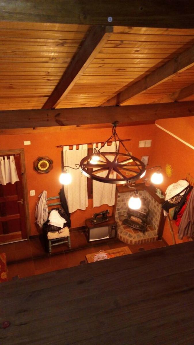 CHALET DOS DORMITORIOS, AMPLIA COCHERA, FONDO LIBRE — foto 2