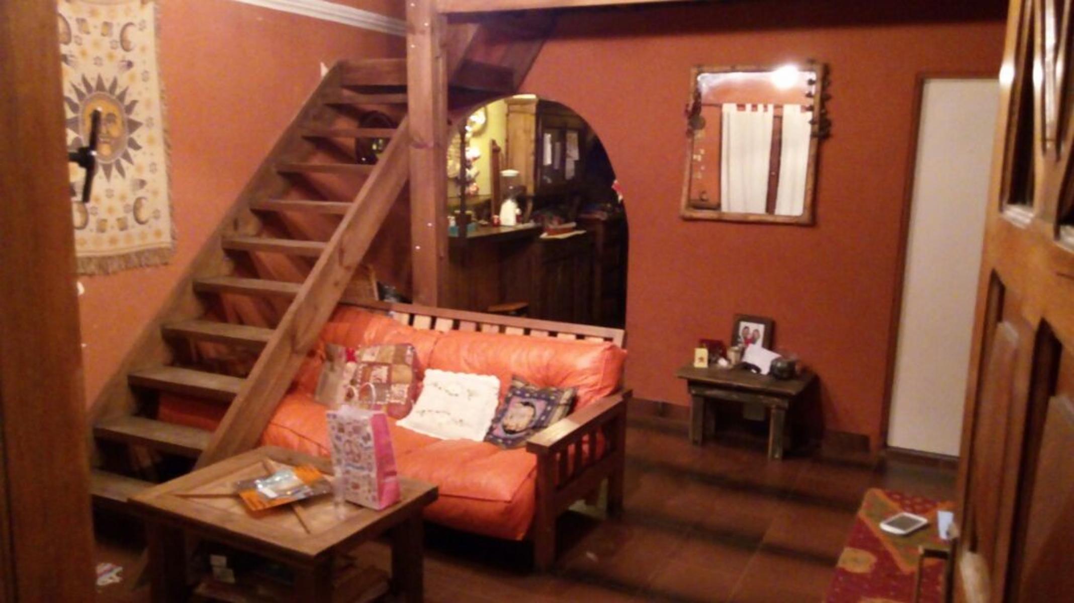 CHALET DOS DORMITORIOS, AMPLIA COCHERA, FONDO LIBRE — foto 4
