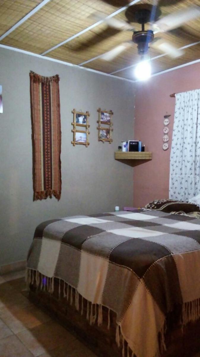 CHALET DOS DORMITORIOS, AMPLIA COCHERA, FONDO LIBRE — foto 7