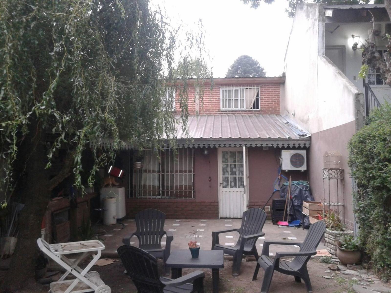 CHALET DOS DORMITORIOS, AMPLIA COCHERA, FONDO LIBRE — foto 14