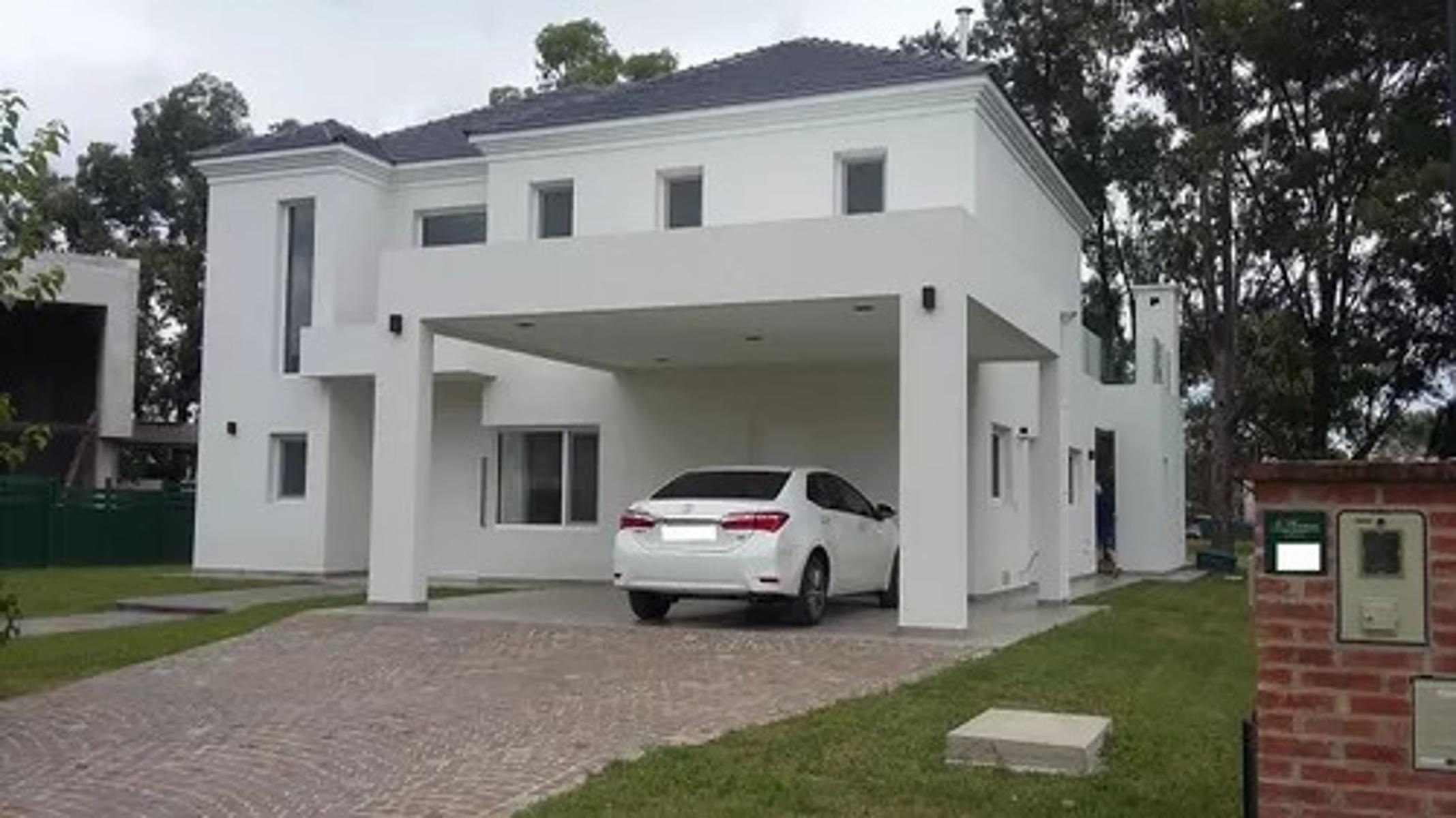 Casa A Estrenar En Barrio Cerrado Saint Thomas