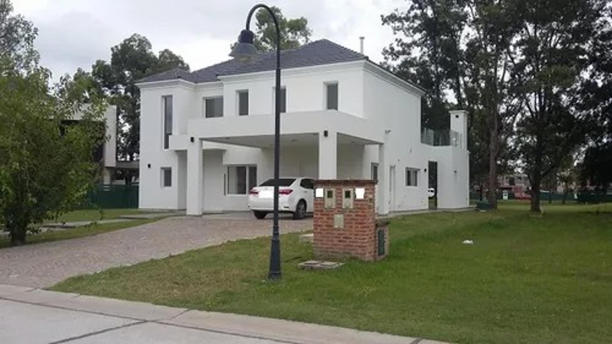 Casa A Estrenar En Barrio Cerrado Saint Thomas — foto 2