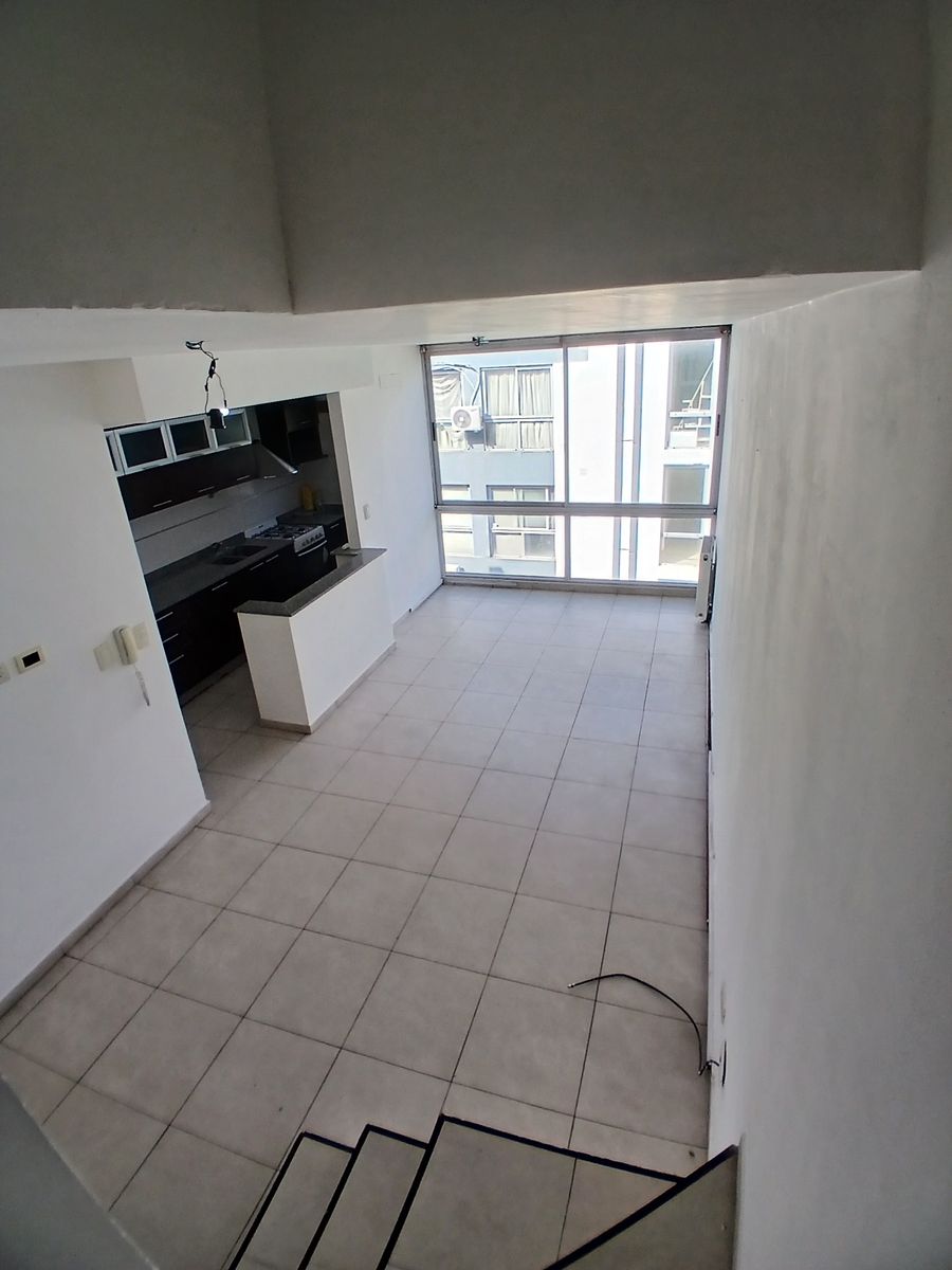 DEPARTAMENTO 2 AMBIENTES C/BAÑO Y TOILETTE., COCHERA, ¡APTO CRÉDITO — foto 7