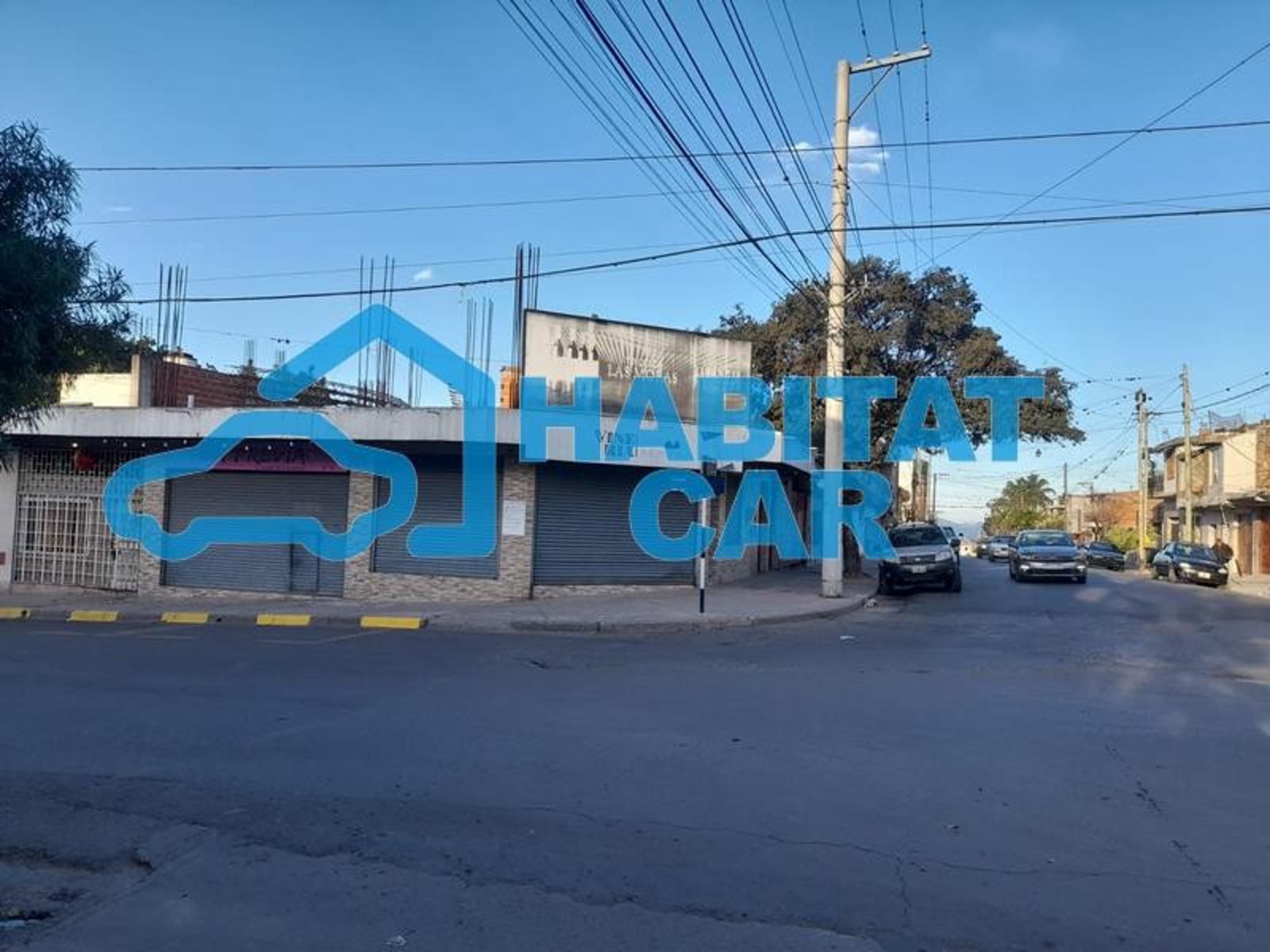 Alquilo Local Comercial a metros del Club Luján - 3