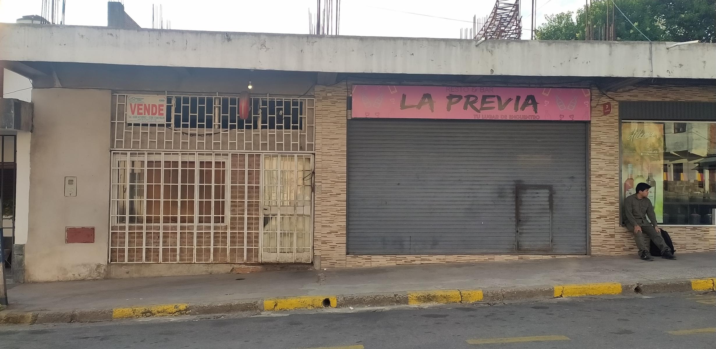 VENDO LOCAL COMERCIAL a metros del Club Luján - 4