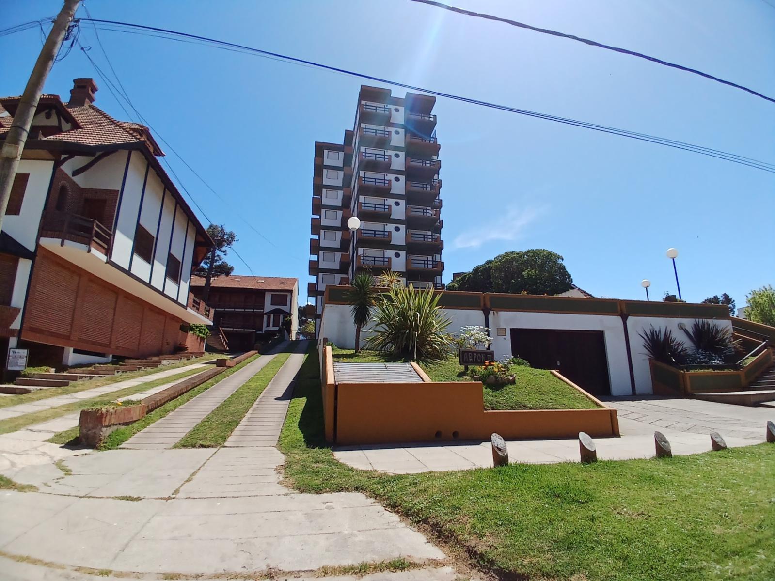 Dpto 2 amb a 2 cuadras de la playa - Edificio ARPON VII - Villa Gesell centro