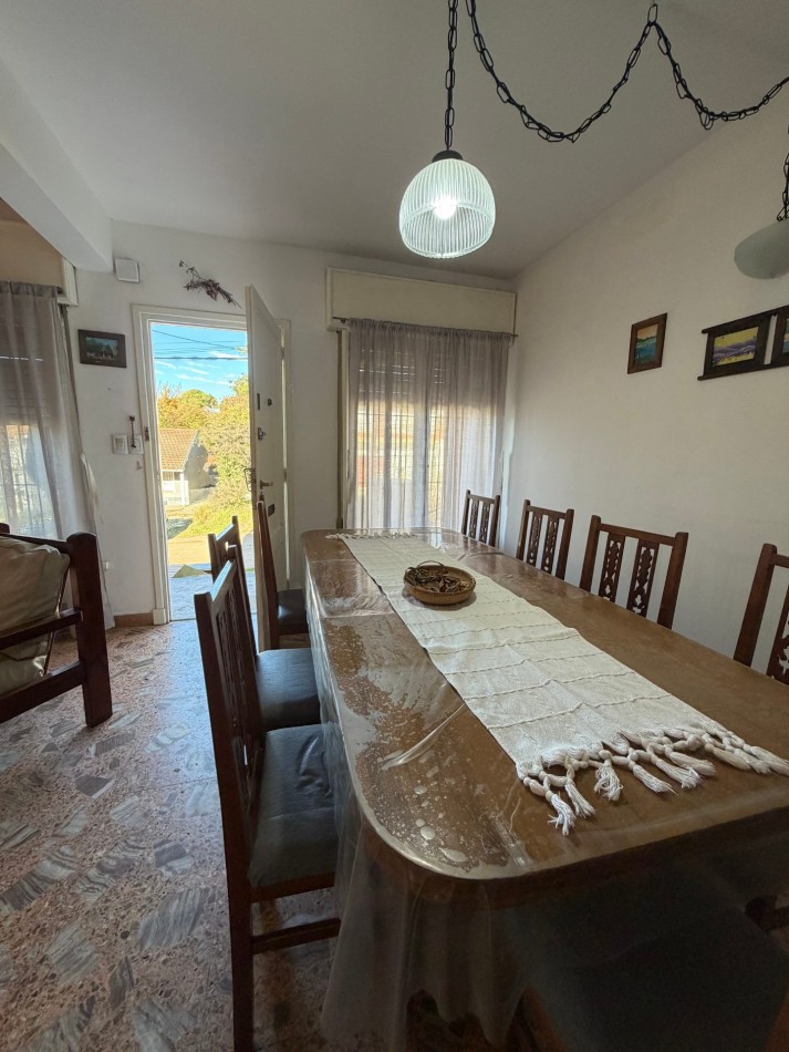 Duplex de 4 ambientes en venta con gas natural - Av. 7 e/104 y 105 - Villa Gesell - 9