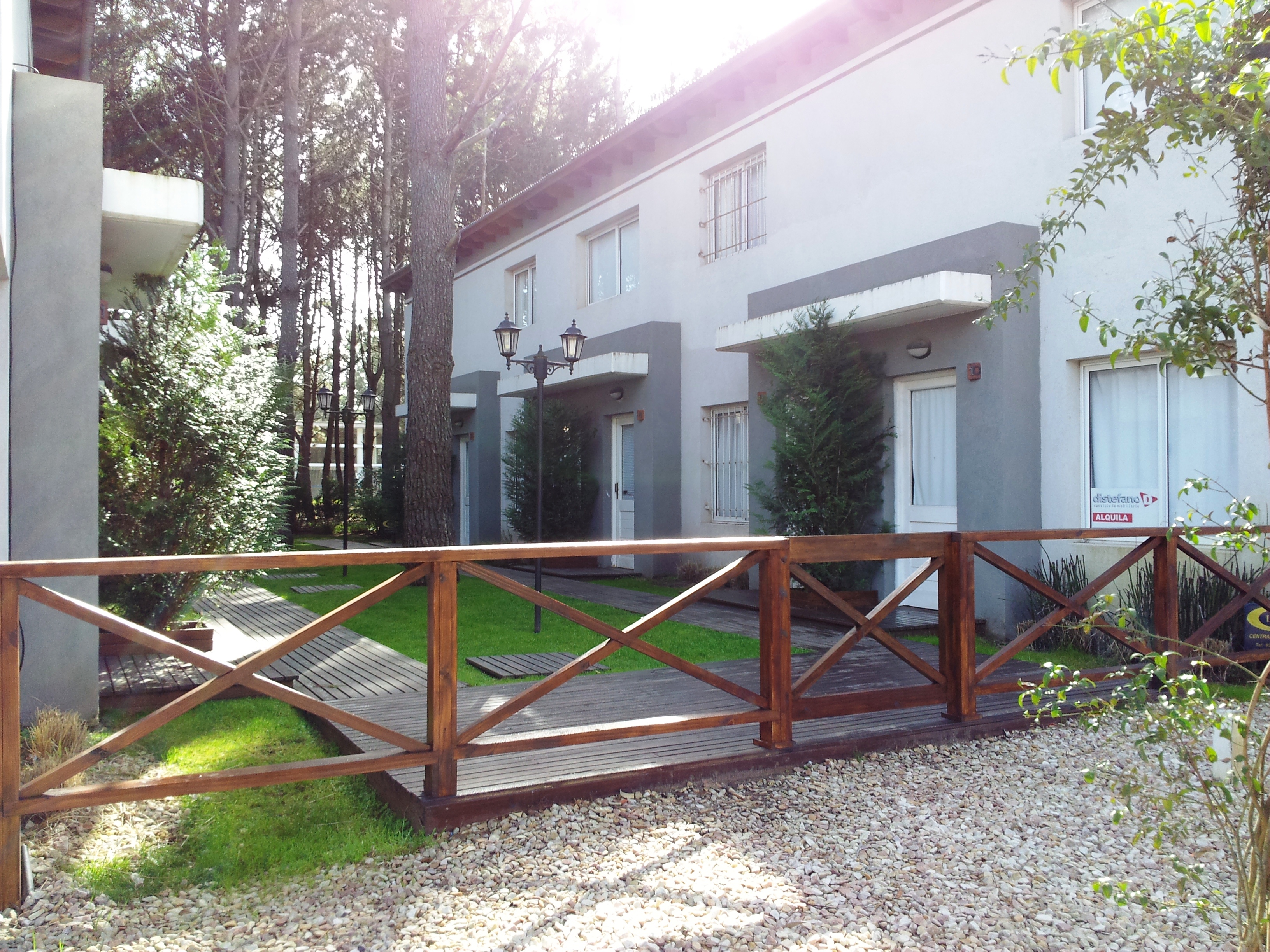 Excelente Duplex en Alquiler Pinamar, 3 ambientes con jardín y parrilla — foto 9