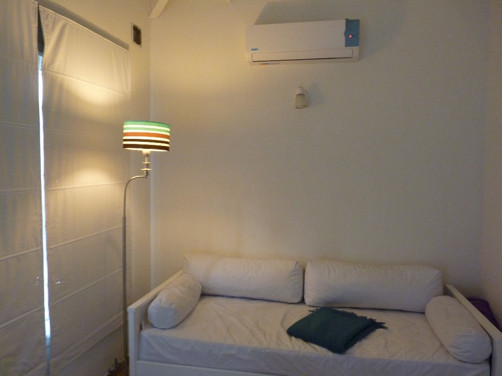 Excelente Departamento en Pinamar, a 30 mts del mar, con jardín y parrilla — foto 3