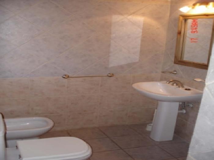 Excelente Chalet con Jacuzzi y Piscina Climatizada para 10 personas — foto 15