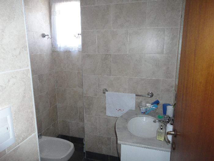 Unidad 11, Dto tipo duplex en Alquiler Pinamar, terraza pariila a 6 cuadras de la playa Ufo Point. — foto 12