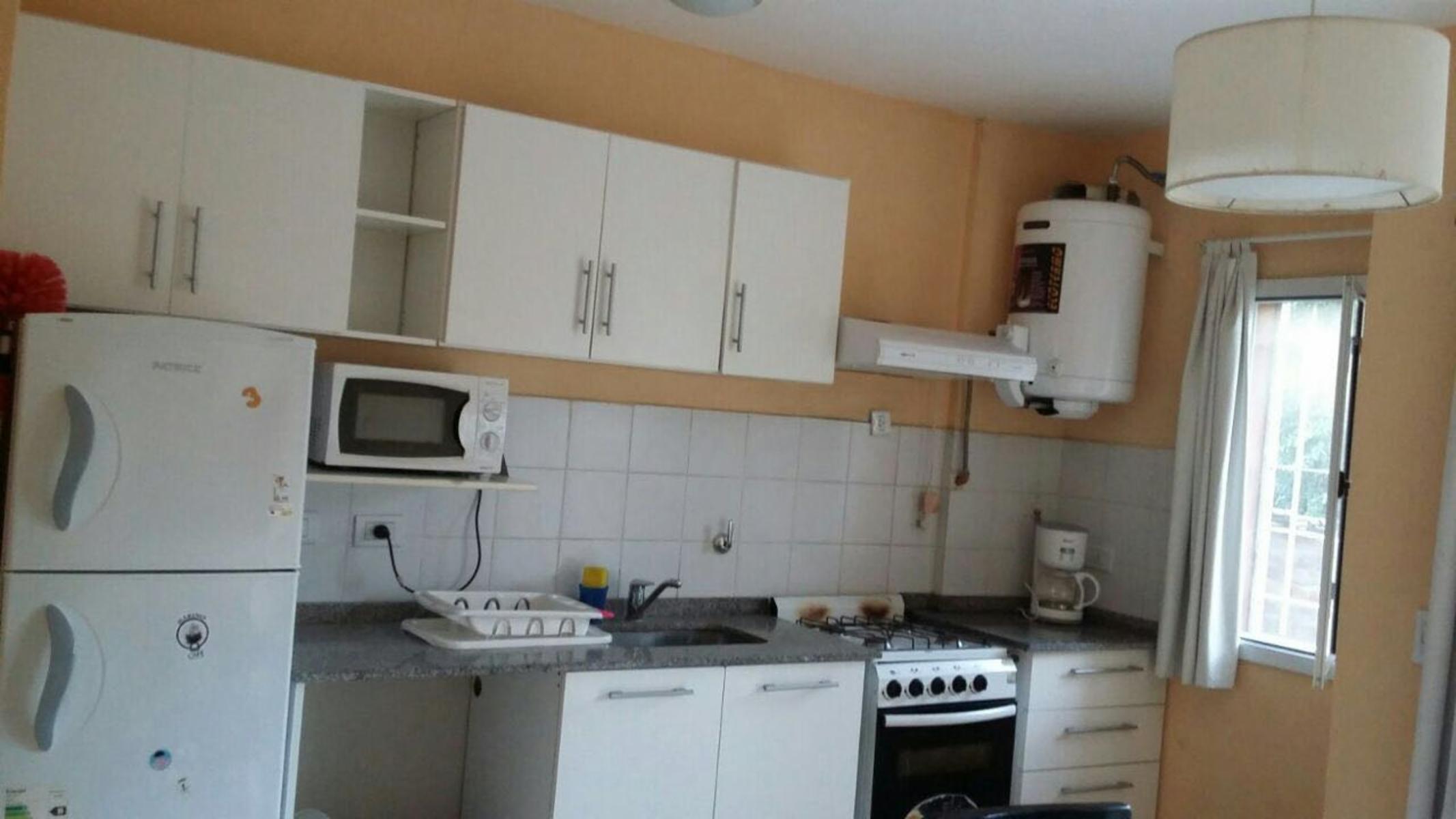 Excelente Duplex en Venta en Pinamar, 3 ambientes jardín y parrilla — foto 13