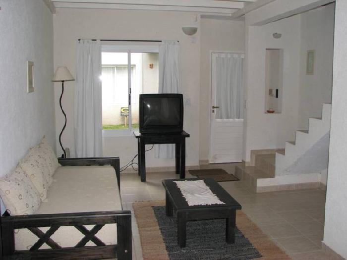Excelente Duplex en Venta en Pinamar, 3 ambientes jardín y parrilla — foto 8