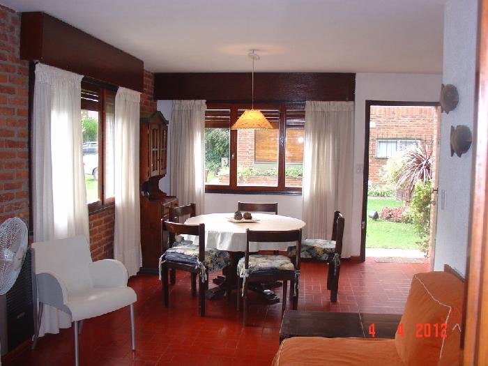 Unidad 8 : Dto t/duplex 2 amb. Pinamar Zona Golf 6 cuadras de la playa Balneario Ufo Point — foto 3