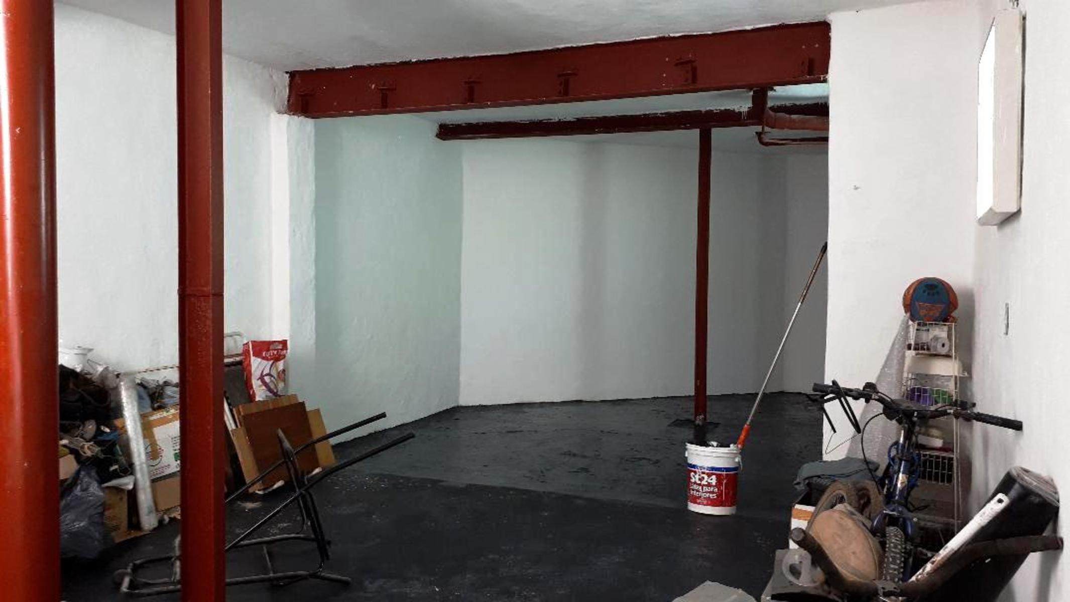 DUPLEX EN ESQUINA - A METROS DE AV RIVADAVIA VENTA DIRECTA — foto 14