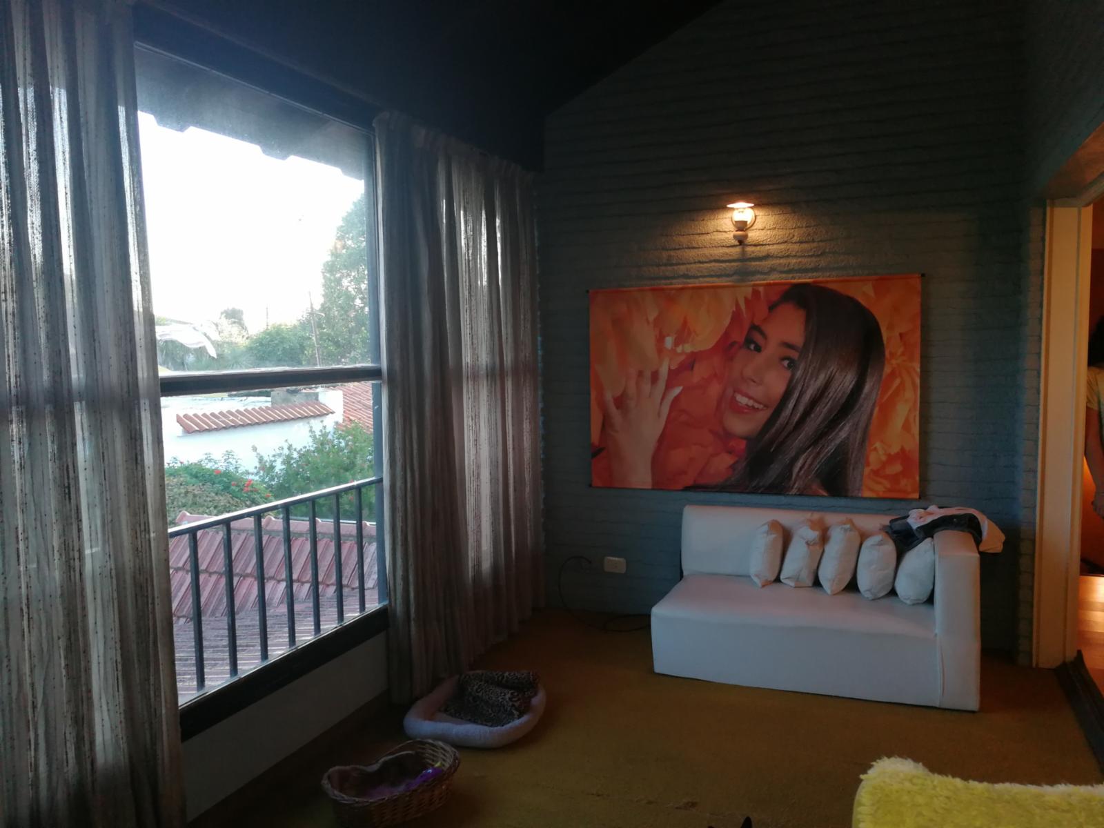 EXCELENTE PROPIEDAD EN CASTELAR SUR 3 HABITACIONES DE CATEGORIA, CON QUINCHO PILETA Y DETALLES DE CATEGORIA — foto 9