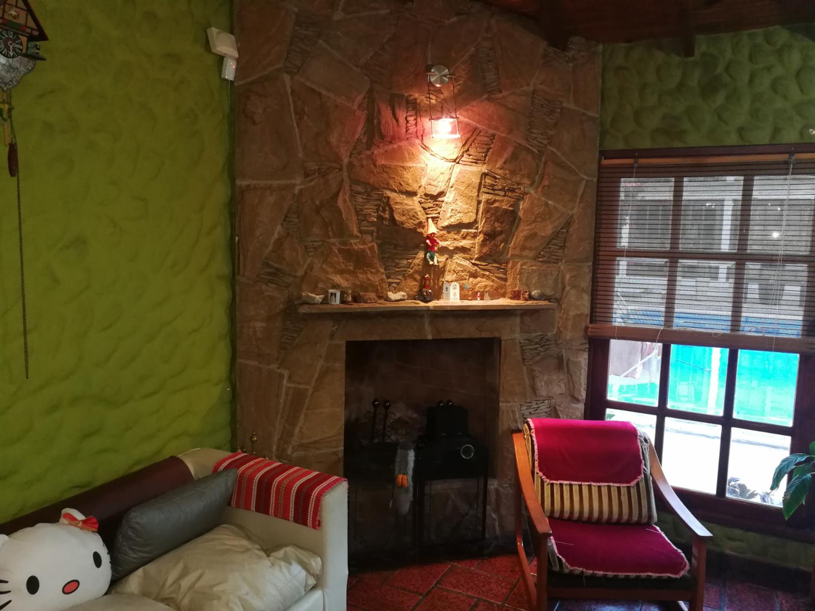 EXCELENTE PROPIEDAD EN CASTELAR SUR 3 HABITACIONES DE CATEGORIA, CON QUINCHO PILETA Y DETALLES DE CATEGORIA — foto 13