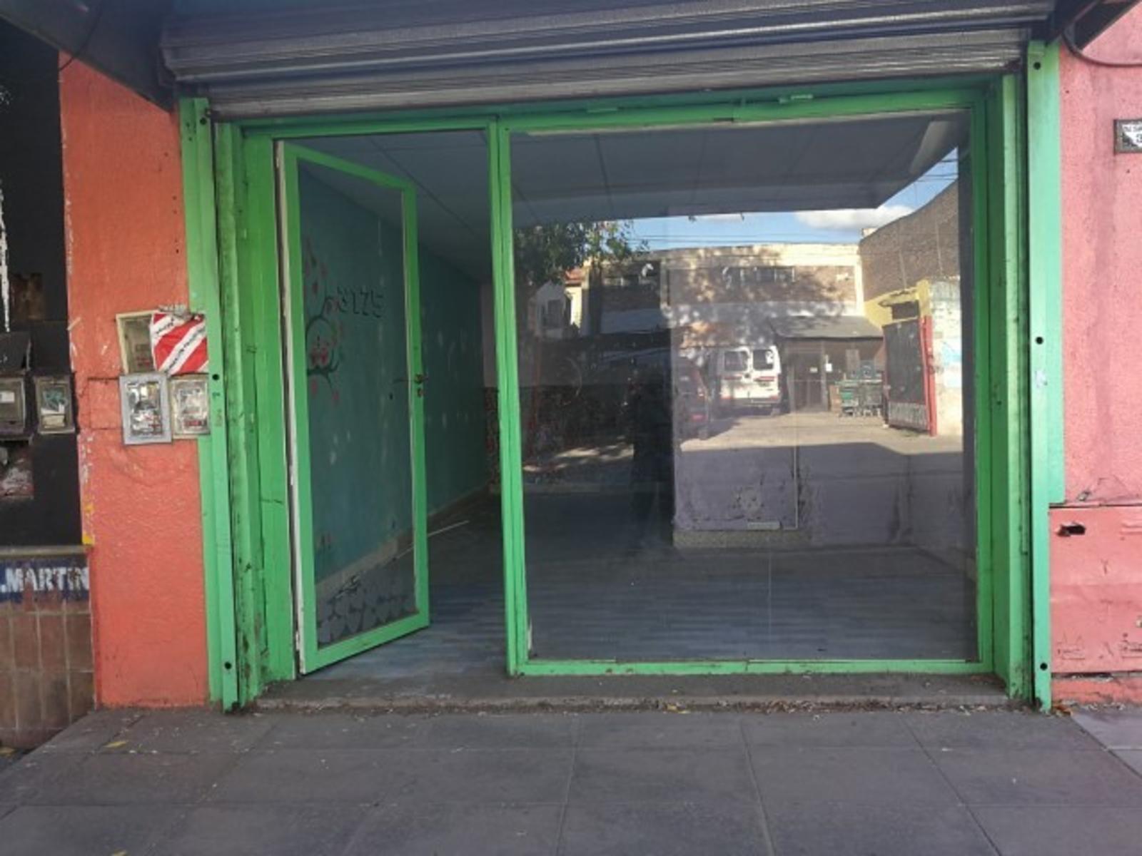 VENTA EN BLOC 2 LOCALES Y DEPARTAMENTO DE 2 AMBIENTES — foto 8