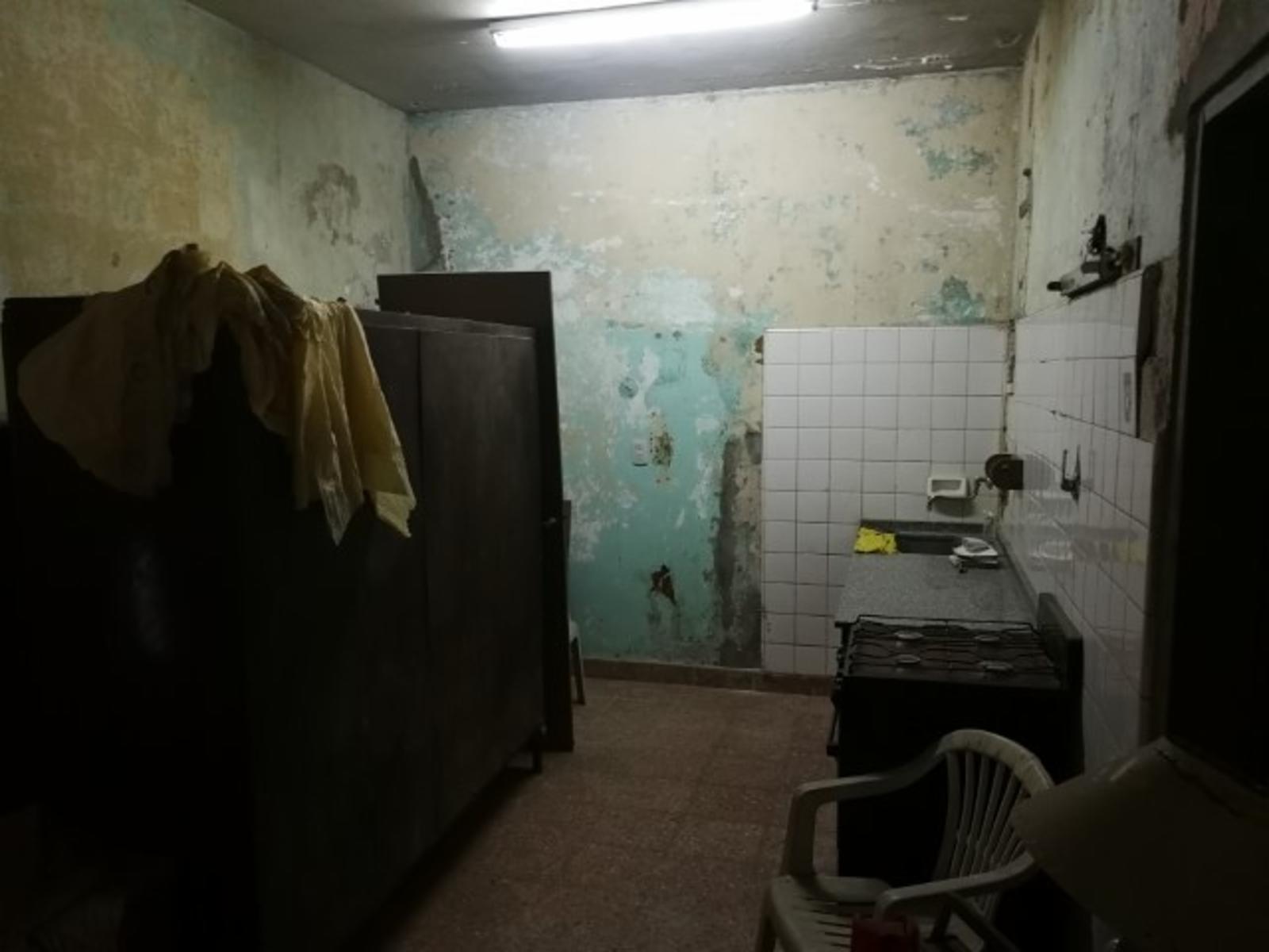 VENTA EN BLOC 2 LOCALES Y DEPARTAMENTO DE 2 AMBIENTES — foto 10