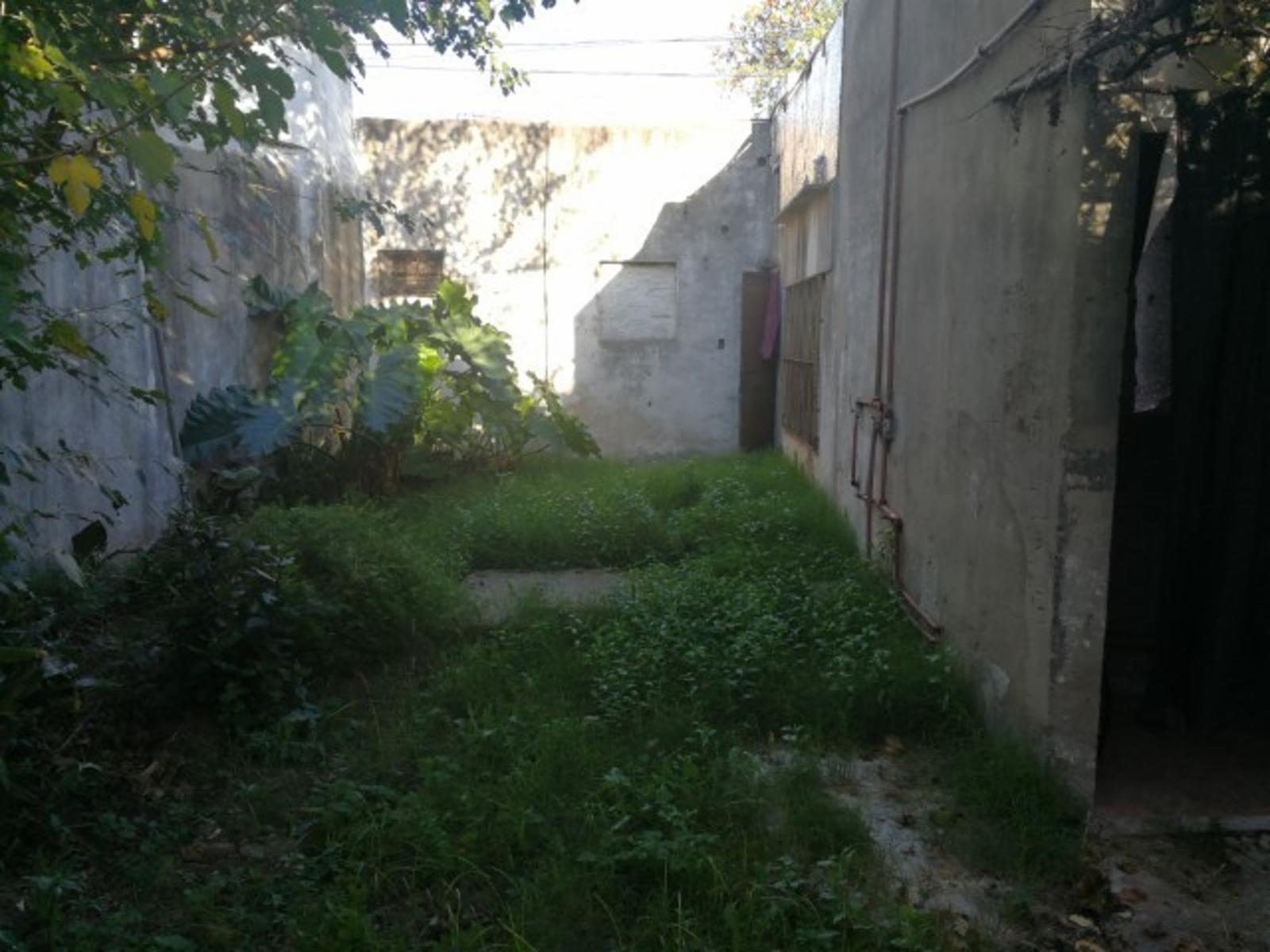 VENTA EN BLOC 2 LOCALES Y DEPARTAMENTO DE 2 AMBIENTES — foto 15