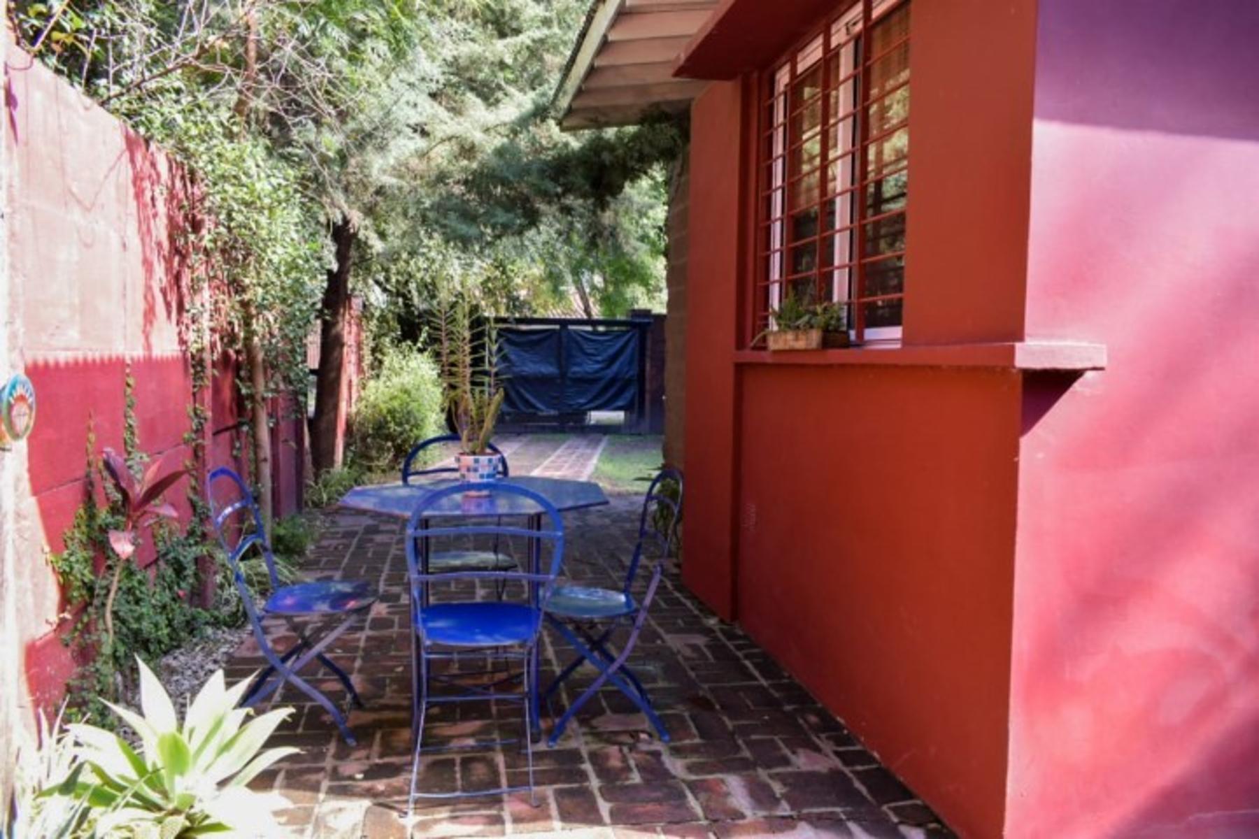 HERMOSA CASA CENTRICA EN MERLO SOBRE LOTE DE 10 X 48 CON DETALLES DE CATEGORIA — foto 5