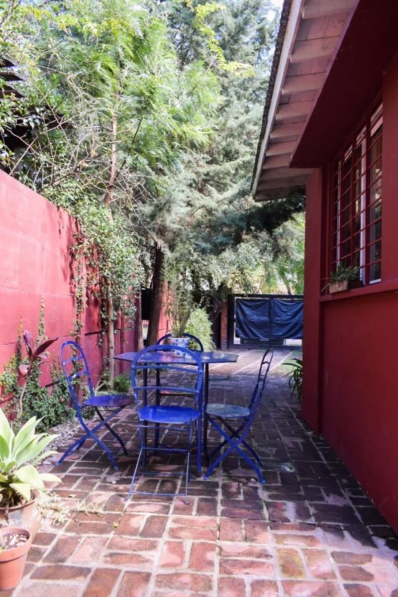 HERMOSA CASA CENTRICA EN MERLO SOBRE LOTE DE 10 X 48 CON DETALLES DE CATEGORIA — foto 10