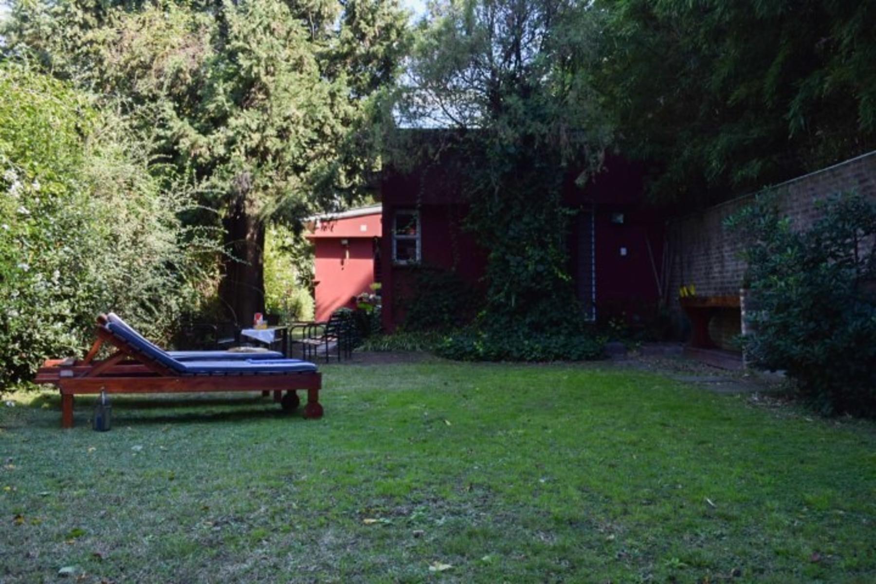 HERMOSA CASA CENTRICA EN MERLO SOBRE LOTE DE 10 X 48 CON DETALLES DE CATEGORIA — foto 15