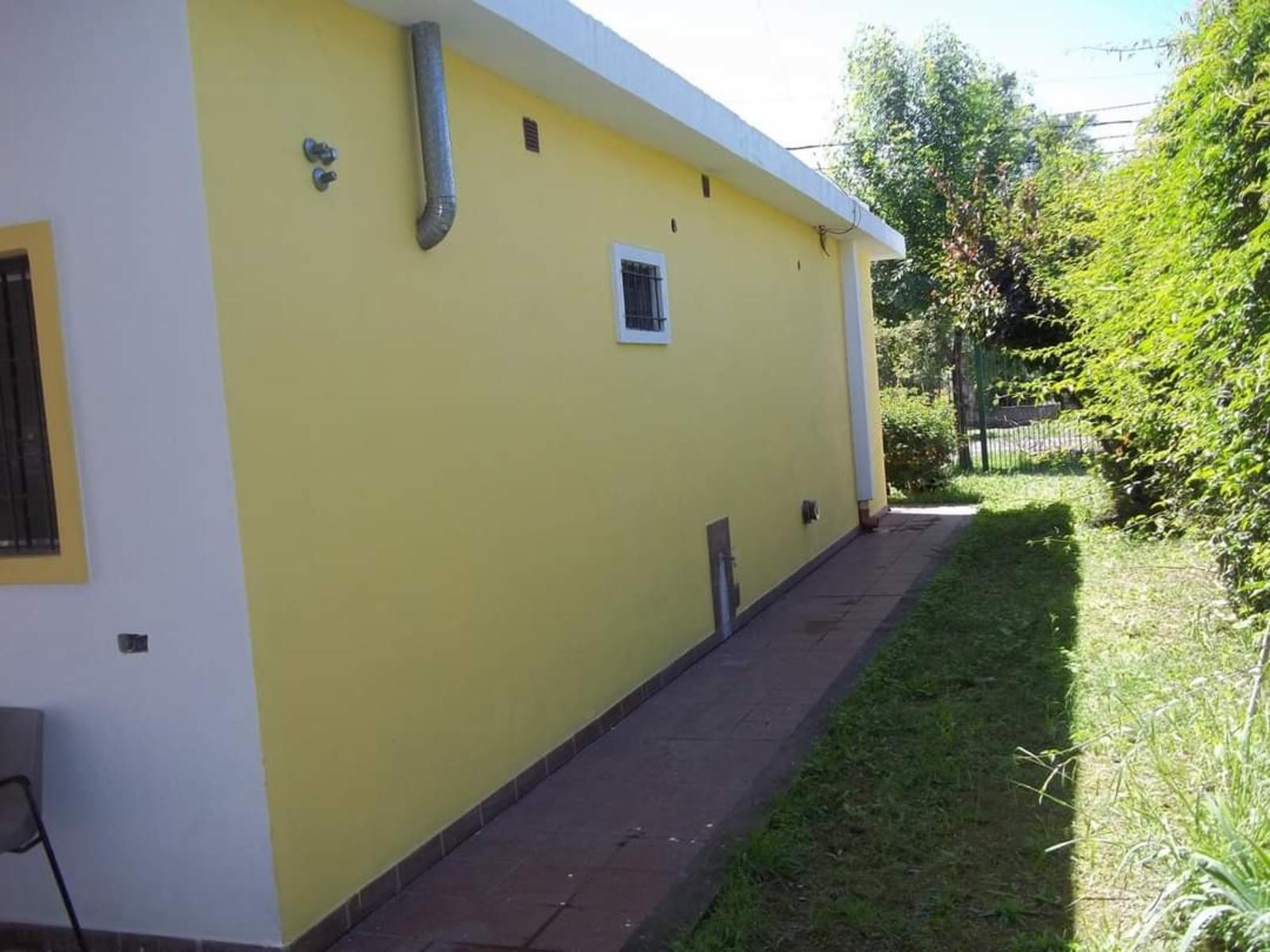 LINDA CASA AMERICANA EN MARIANO ACOSTA MUY BUENA UBICACION A METROS DE RUTA 200 — foto 5