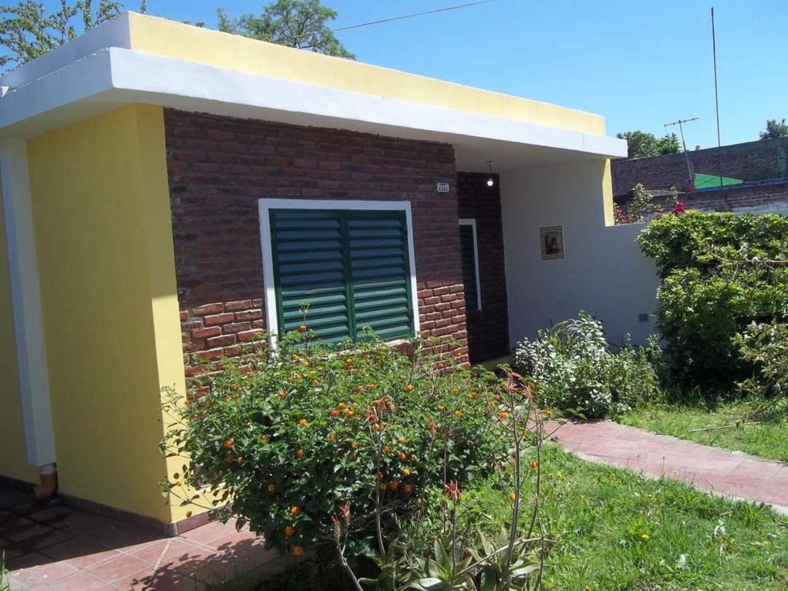 LINDA CASA AMERICANA EN MARIANO ACOSTA MUY BUENA UBICACION A METROS DE RUTA 200 — foto 11