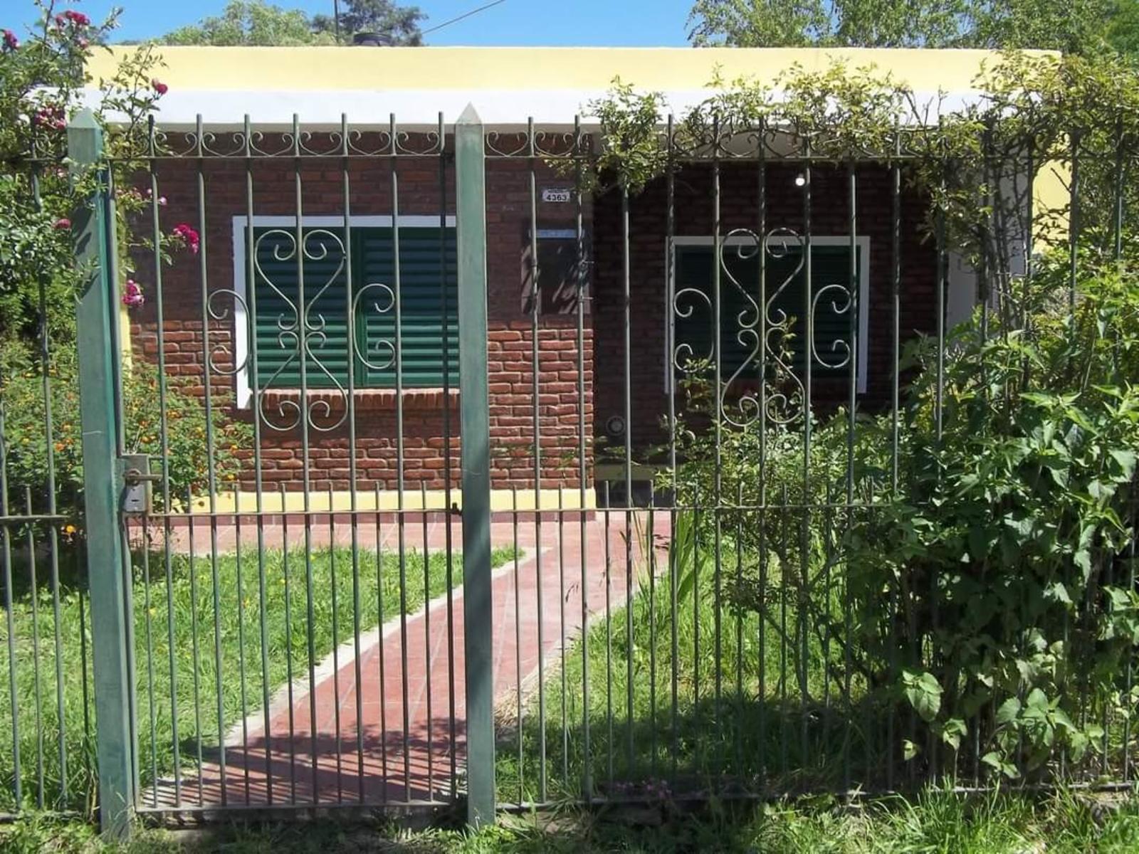 LINDA CASA AMERICANA EN MARIANO ACOSTA MUY BUENA UBICACION A METROS DE RUTA 200 — foto 14