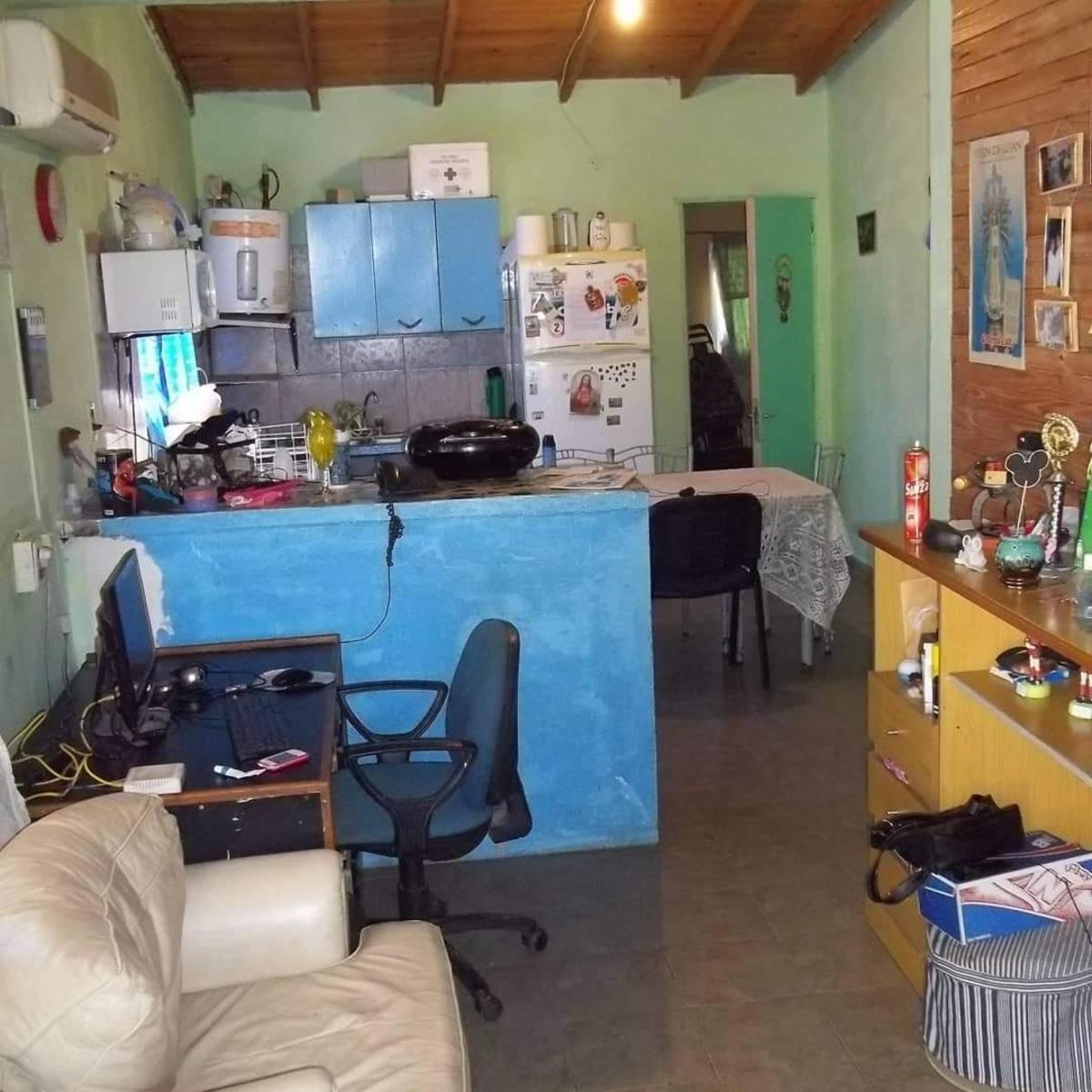 OFERTA EN $$$ CASA DE MATERIAL EN MARIANO ACOSTA GRAN OPORTUNIDAD — foto 4