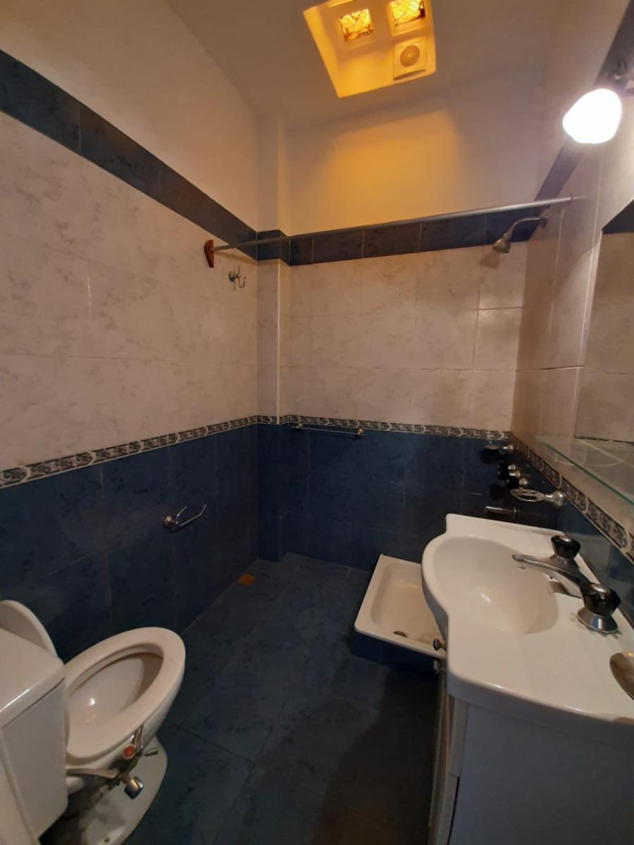Dos PH tipo casa en venta — foto 11