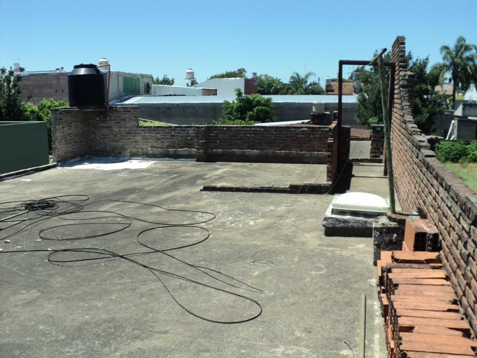 Casa y departamento en Aldo Bonzi — foto 9