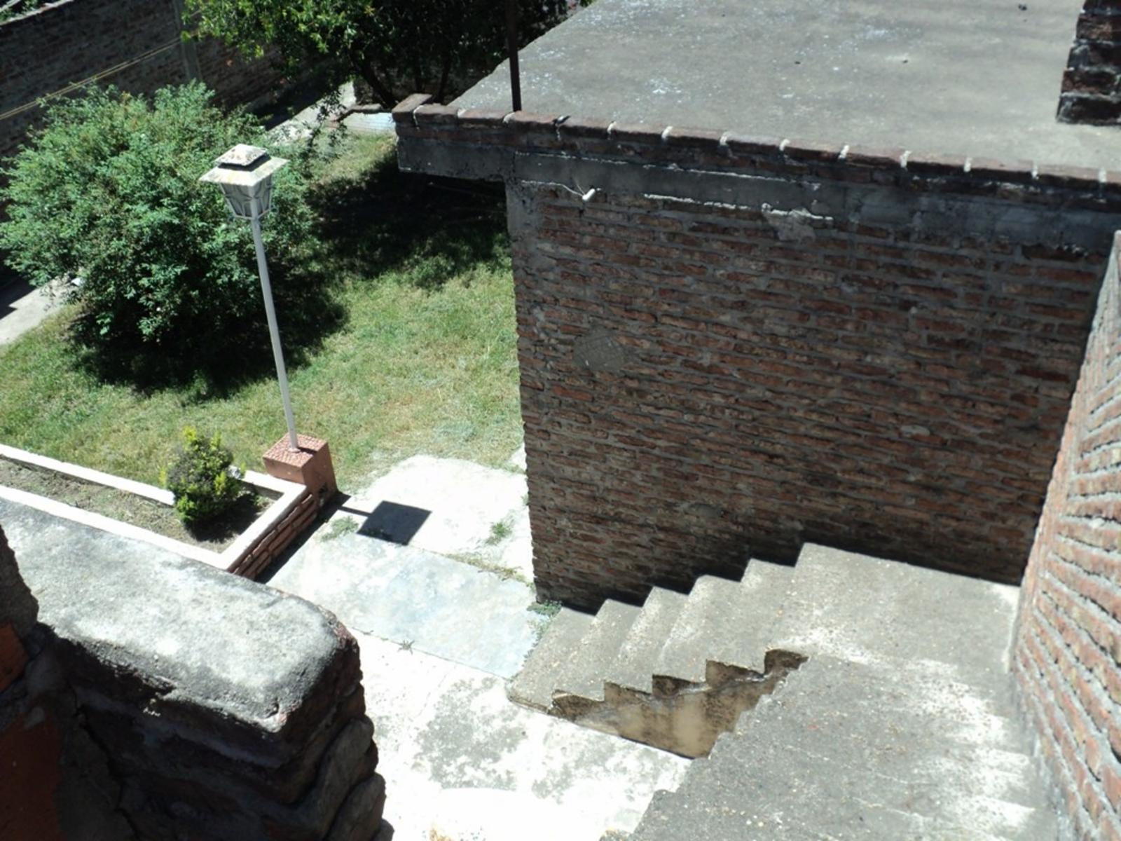 Casa y departamento en Aldo Bonzi — foto 11