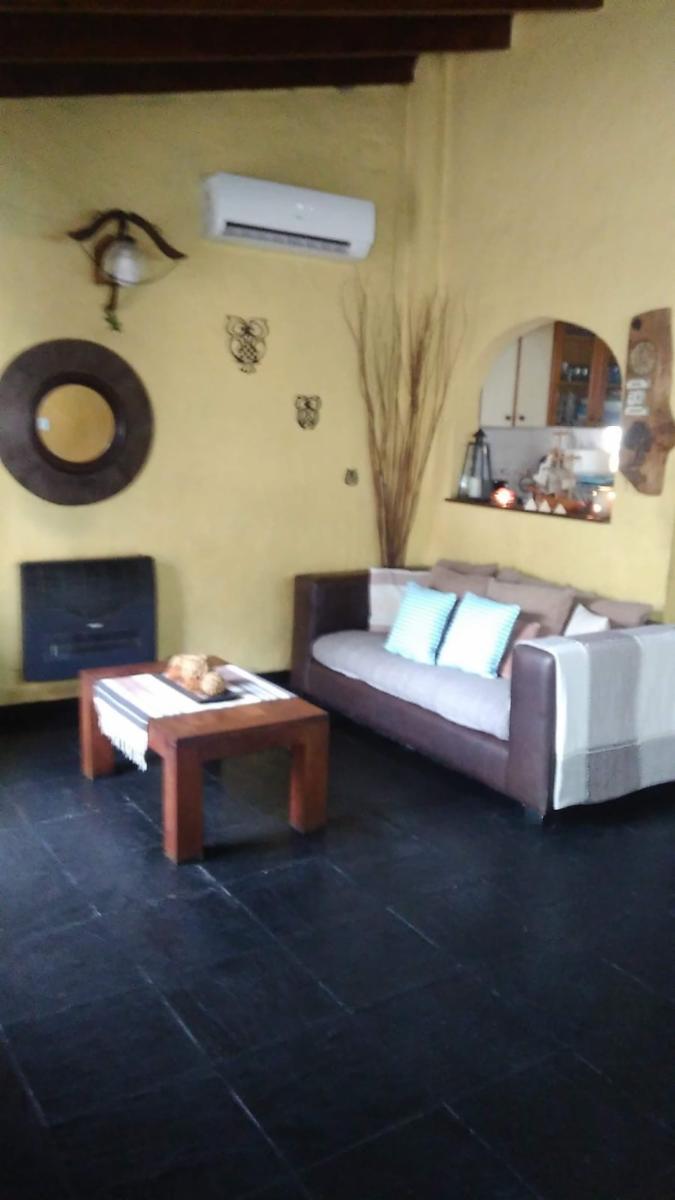 Casa en venta en Aldo Bonzi — foto 2
