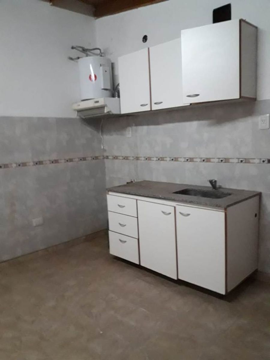 Departamento en alquiler en Aldo Bonzi - 2