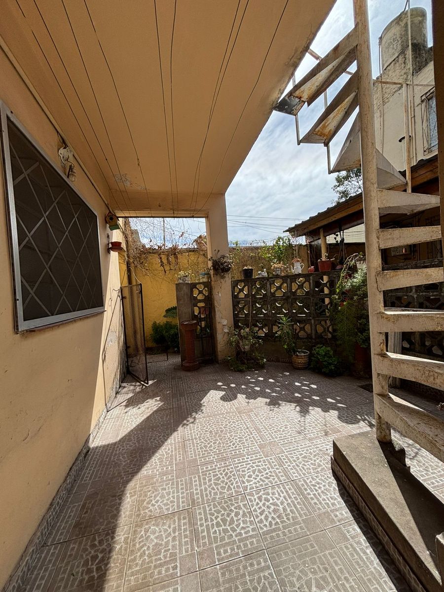 Casa y Departamento en Venta en Aldo Bonzi - 12