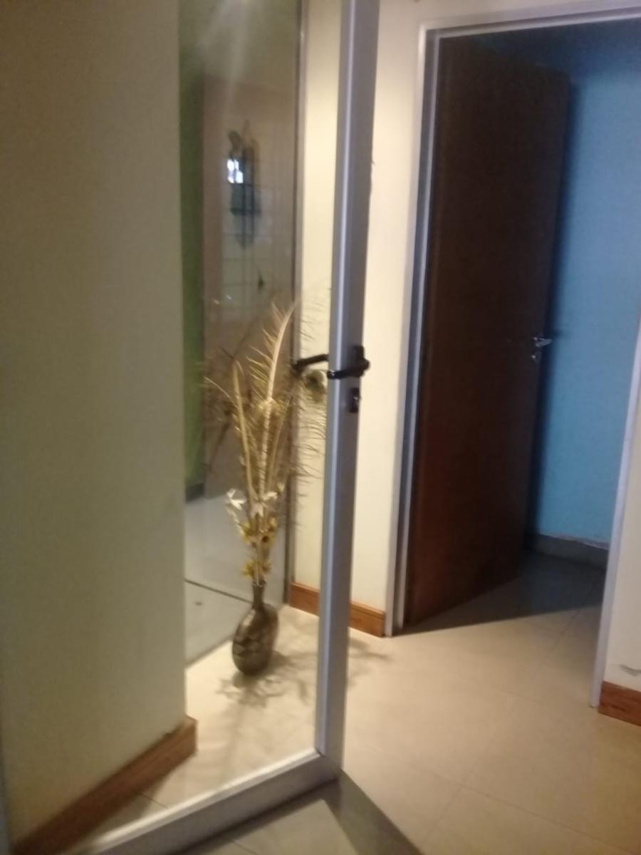 EXCELENTE PROPIEDAD 5 AMBIENTES EN EL CORAZON DE PALOMAR — foto 2
